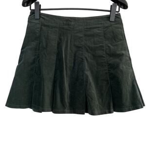 NWT Forever 21 Corduroy Pleated Mini Skirt Size Large